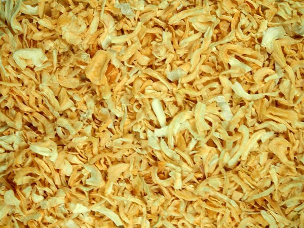 Cebola seca, cortada - 100 g